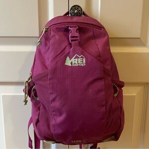 REI Tarn 12 Kids backpack